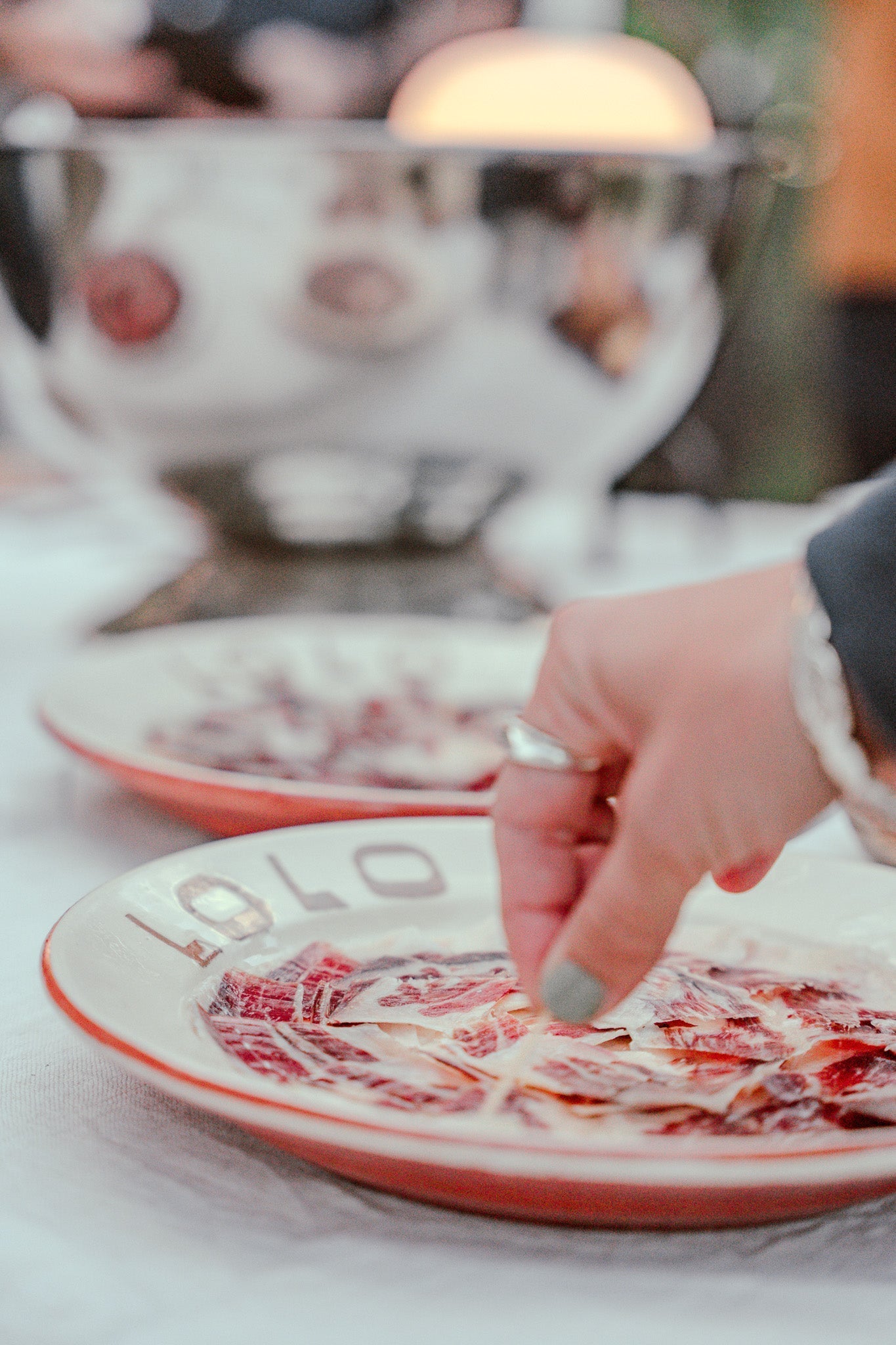 Jamón envasado al vacío vs jamón recién cortado: diferencias, ventajas, inconvenientes